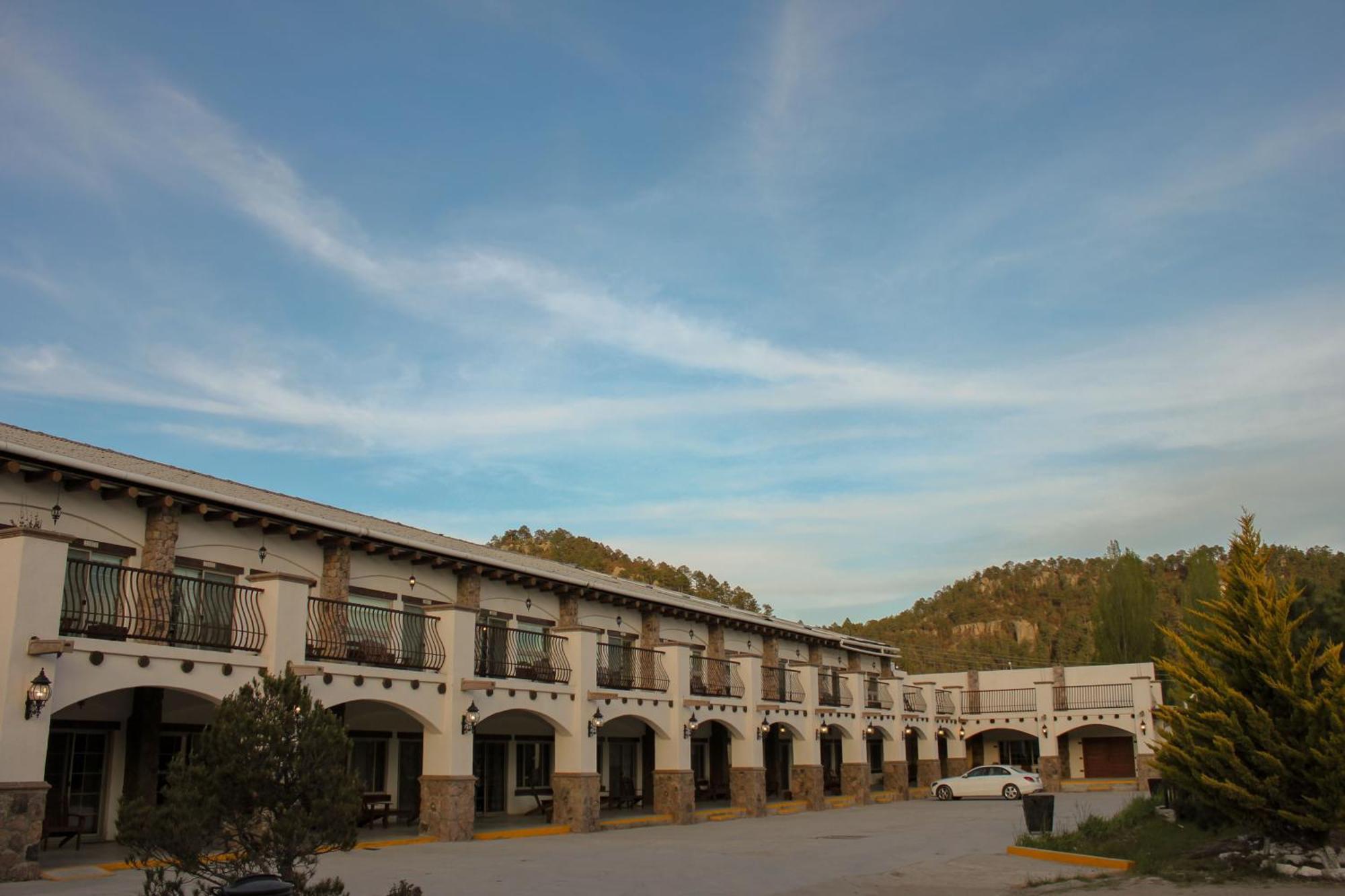 Hotel Quinta Mision Creel Esterno foto